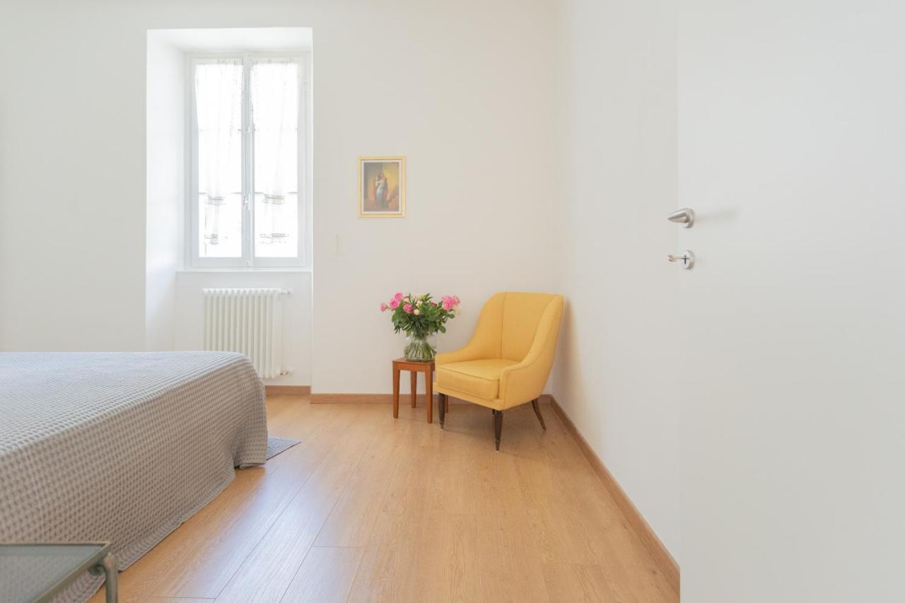 Tina'S Window On Lake Como By Rent All Como Mezzegra Luaran gambar